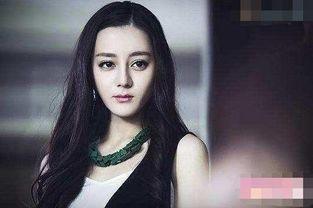 美妆师爆料杨幂事件视频,揭秘明星化妆台背后的秘密  第3张